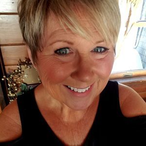 Meet your Posher, Joan